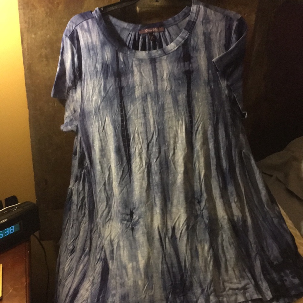 Olivia Sky knit short sleeve tunic